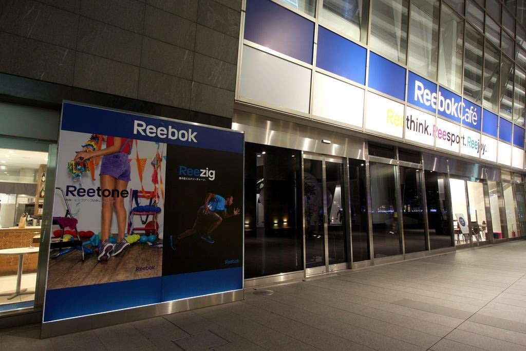 Reebok Cafe