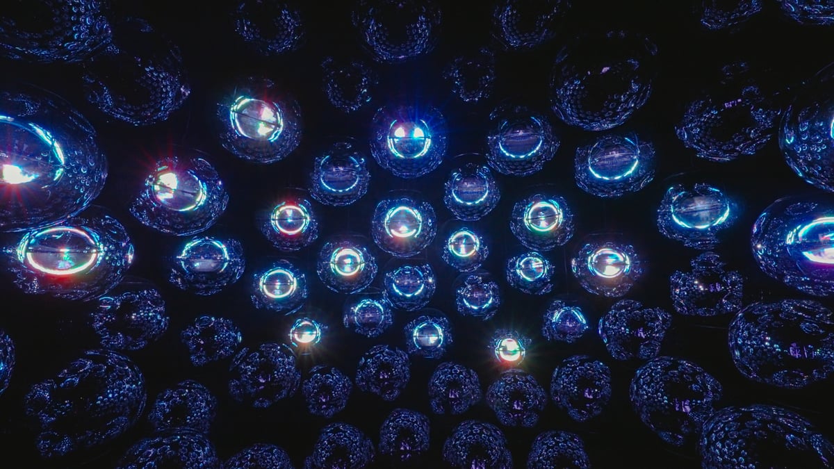 光の球体結晶 / Spherical Crystallized Light | teamLab / チームラボ