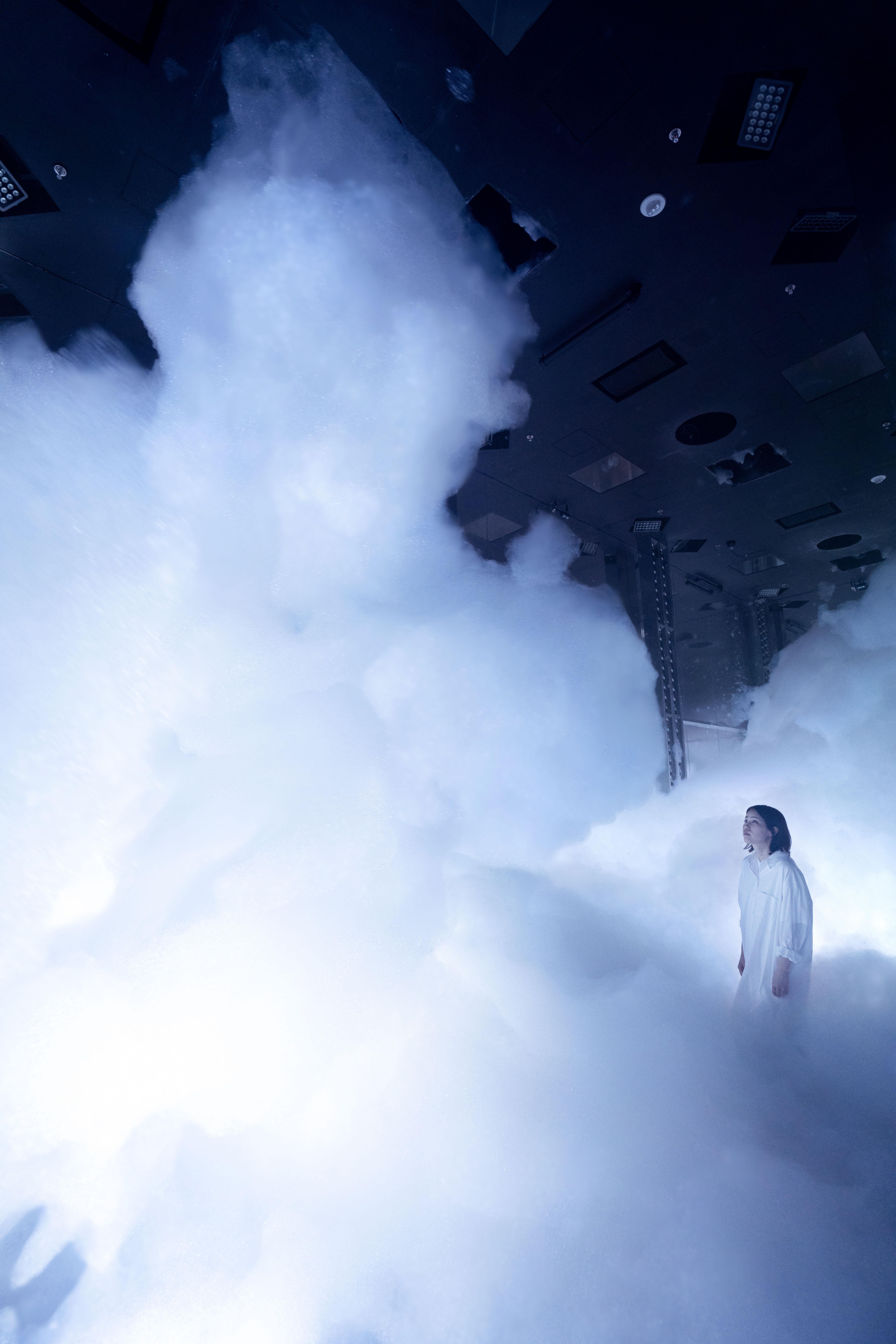 質量も形もない彫刻 / Massless Amorphous Sculpture | teamLab