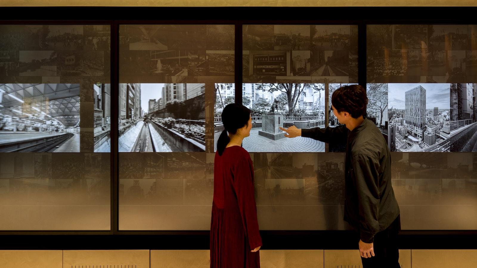 Digital Information Wall  デジタル年表としての利用