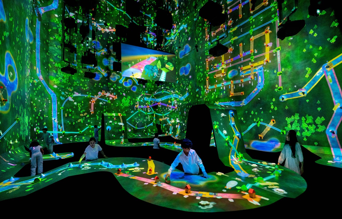 width=1200,format=jpeg