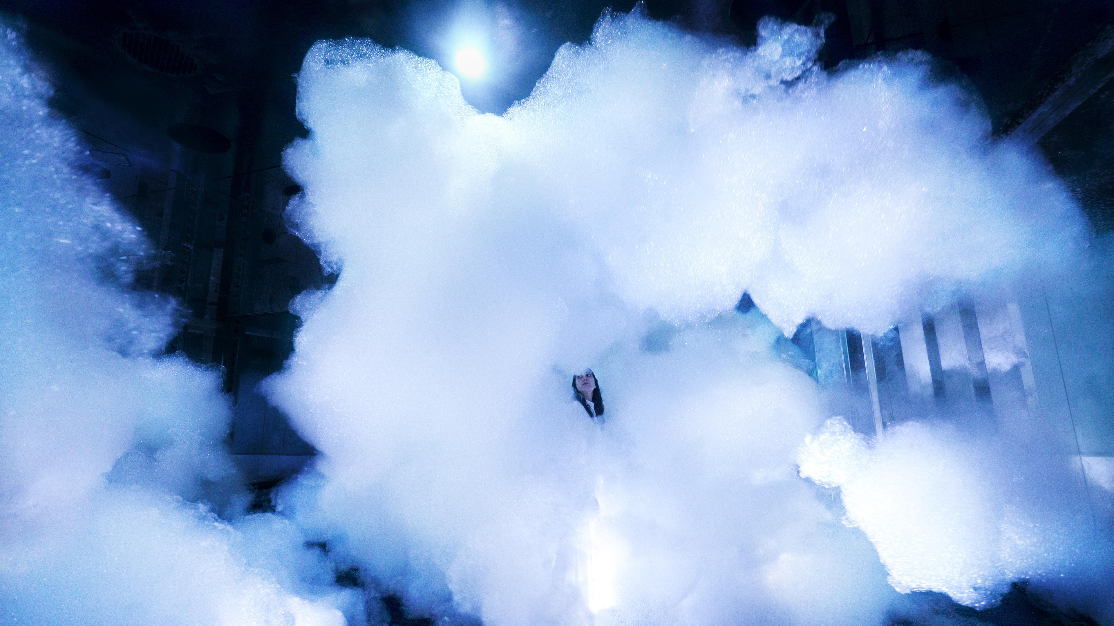 質量も形もない彫刻 / Massless Amorphous Sculpture | teamLab
